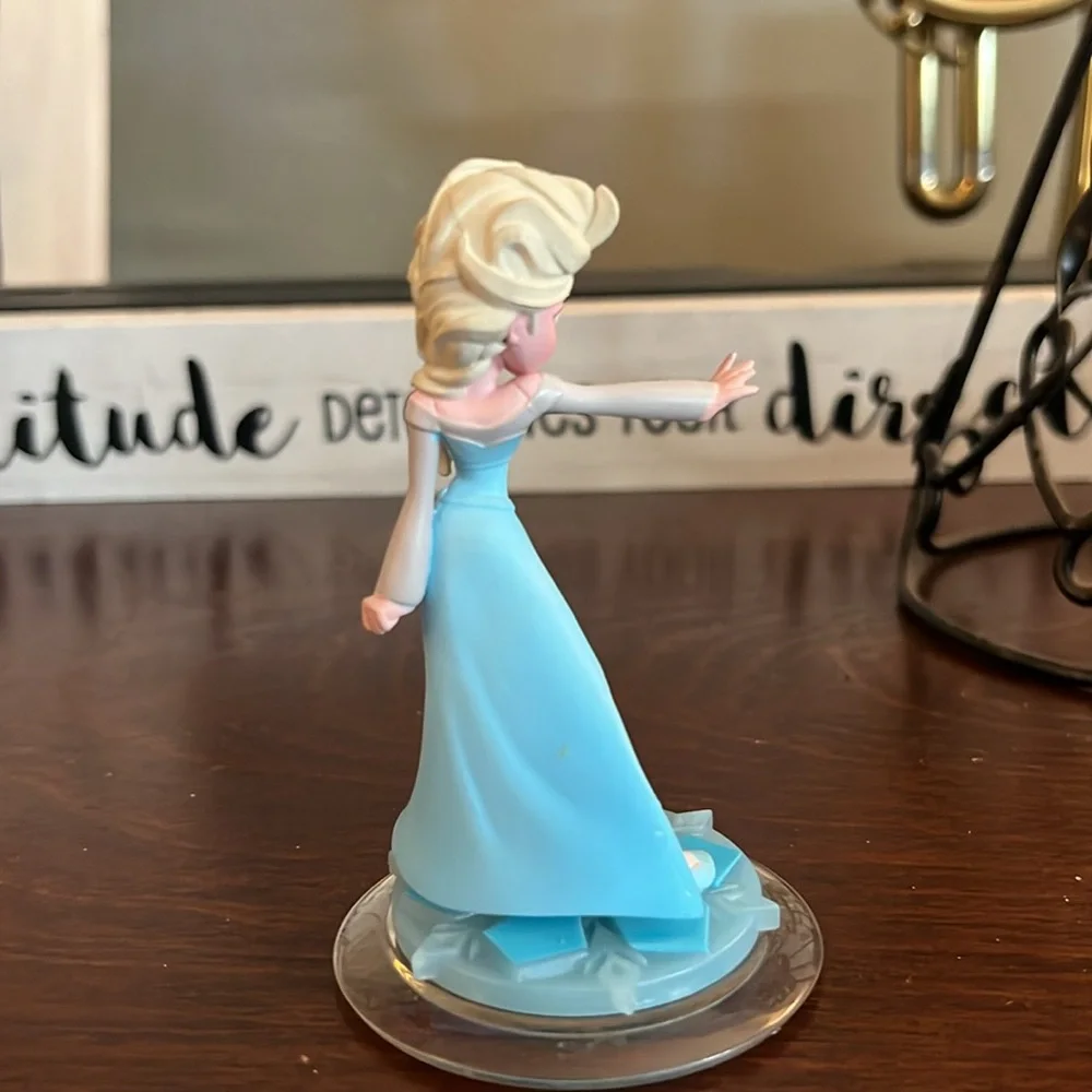Disney Infinity Frozen Princess Elsa Snow Queen Collectible Figure X-Box, PS EUC
